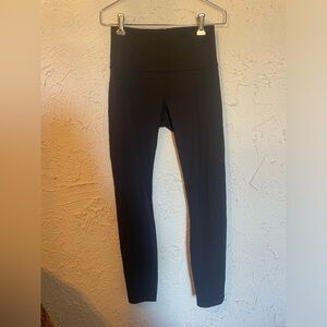 Black Lululemon leggings